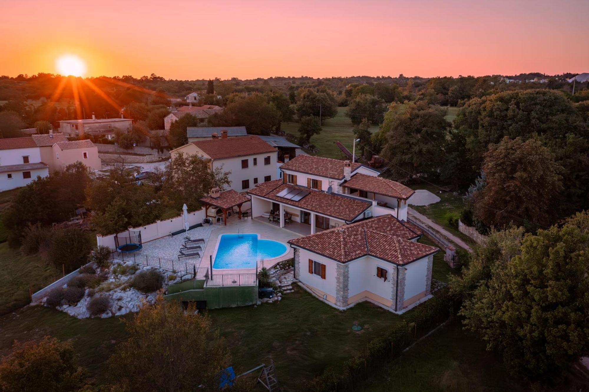 Villa Arton Heated Swimming-Pool Žminj Buitenkant foto
